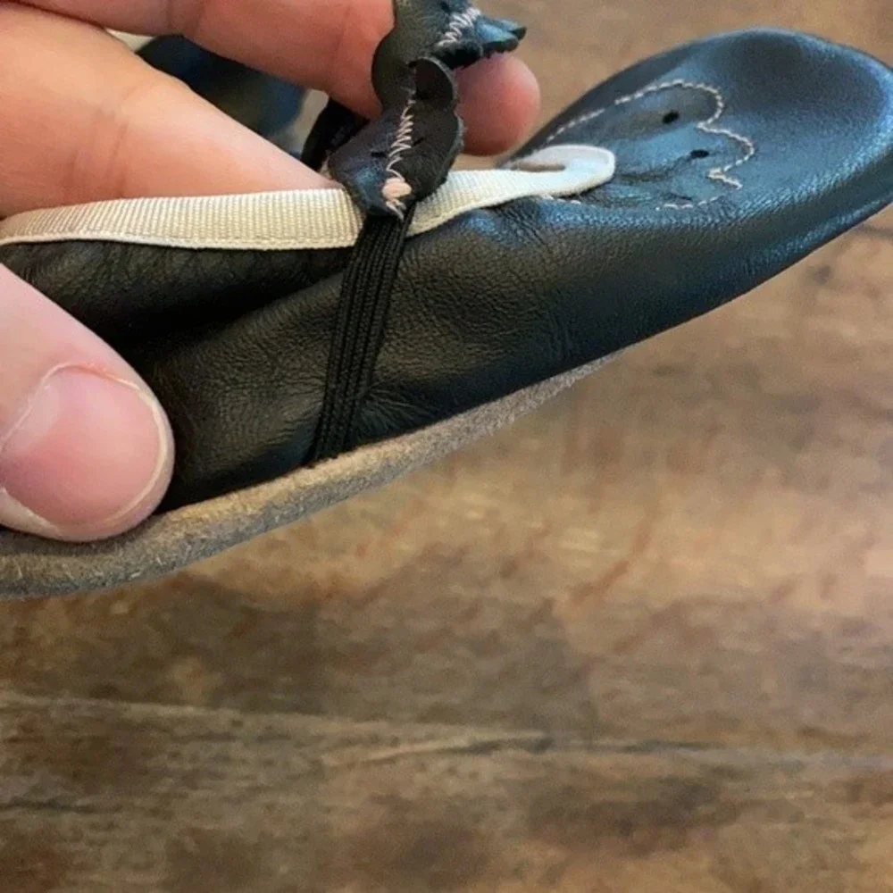 Bobux Black Leather Soft Sole Mary Janes Crib Shoe